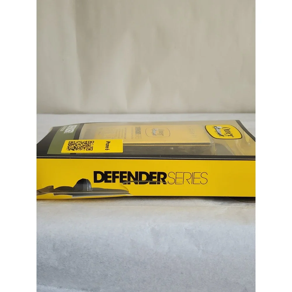OtterBox Defender Series iPhone 6 Case Black Rugged Protection New in Box